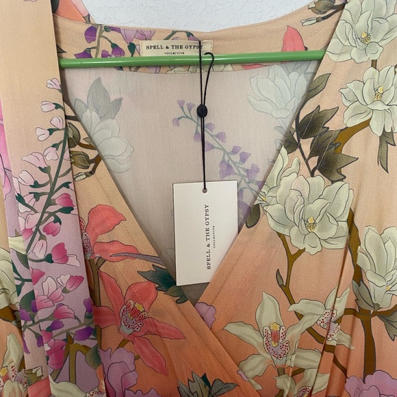 (L) NWT Spell Lily Mini Dress - Picture 3 of 3